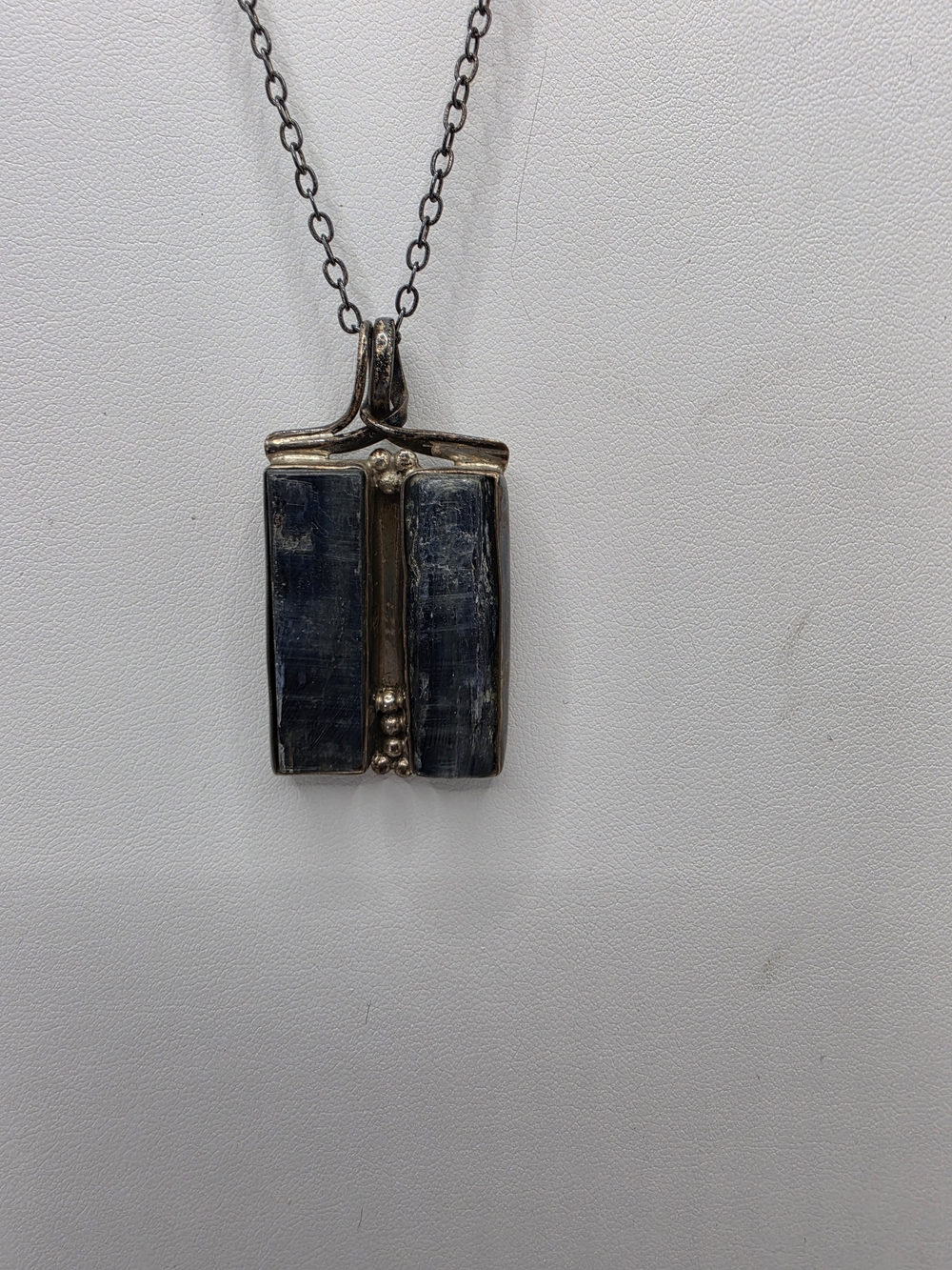 Silver Handmade Raw Blue Kyanite Viking Funerary Norse Isa Necklace 800 A.D.